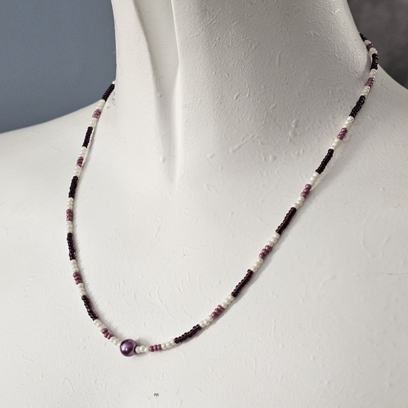 Think purple! Handmade seed bead necklace. - Picture 6 of 7